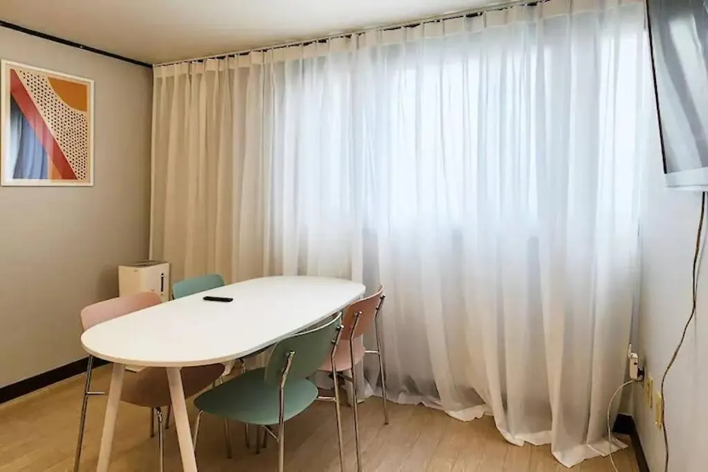 C-3 White Linen House Apartman Szöul