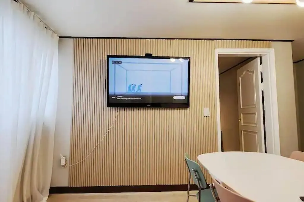 ソウル特別市C-3 White Linen Houseアパートメント アパート ソウル特別市