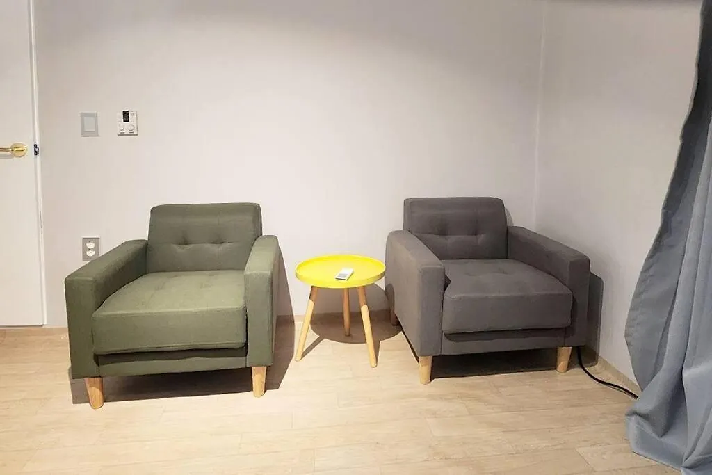 ソウル特別市C-3 White Linen Houseアパートメント
